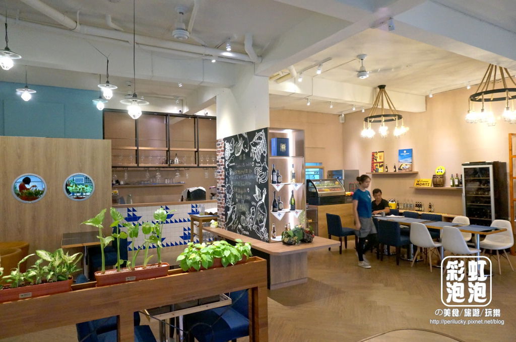 05. K%26;M Bistro Tapas-內部空間.jpg 05. K%26;M Bistro Tapas-內部空間.jpg