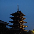 入夜的興福寺五重塔