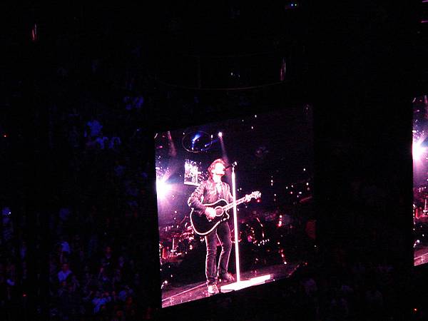 Bon Jovi Concert-沒有華麗舞台和服裝的硬底子演唱會