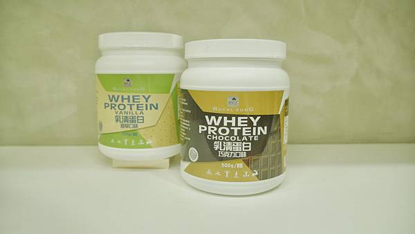 保健｜御松田濃縮乳清蛋白香草巧克力及鳳梨酵素木瓜分解開箱，由