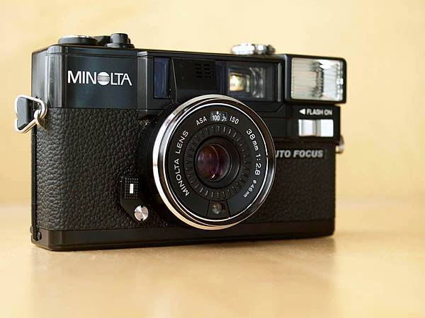 Minolta Hi-Matic AF2