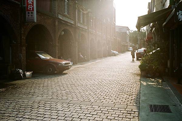 Minolta Hi-Matic 7s II_sample-photo_16.JPG