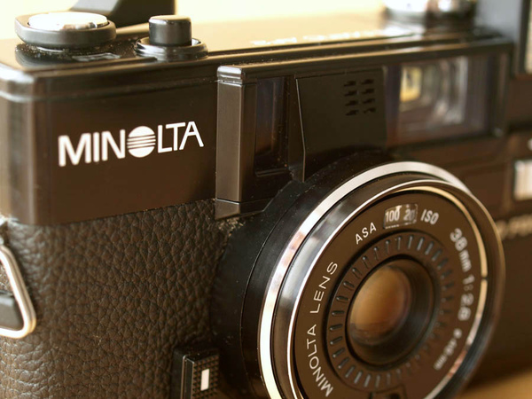 Minolta Hi-Matic AF2