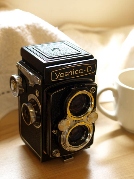 Yashica D.jpg Yashica D.jpg