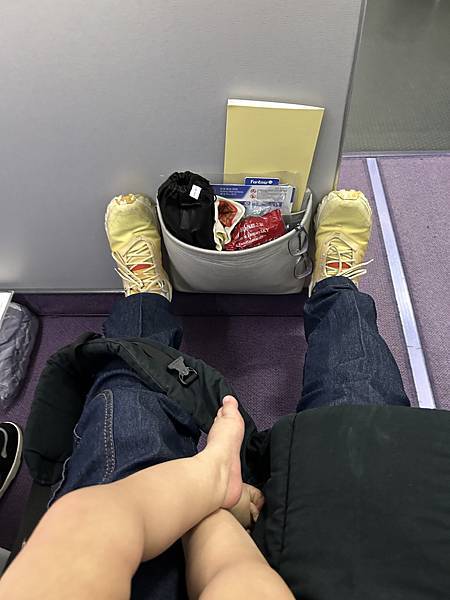 20240804 國籍航空最爛商務艙 華航波音737-800 20240804 國籍航空最爛商務艙 華航波音737-800