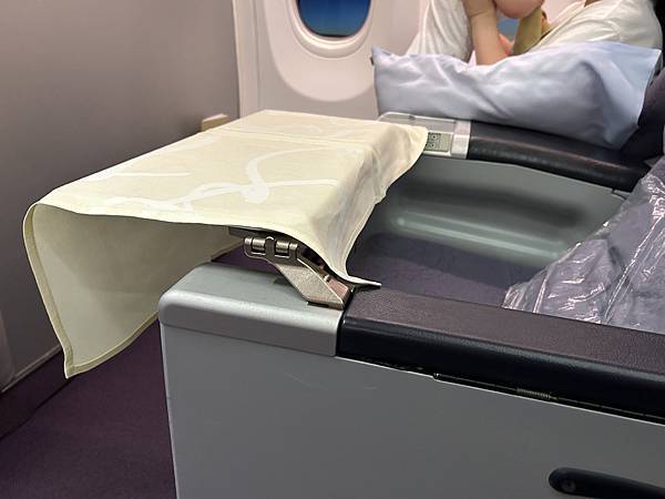 20240804 國籍航空最爛商務艙 華航波音737-800 20240804 國籍航空最爛商務艙 華航波音737-800