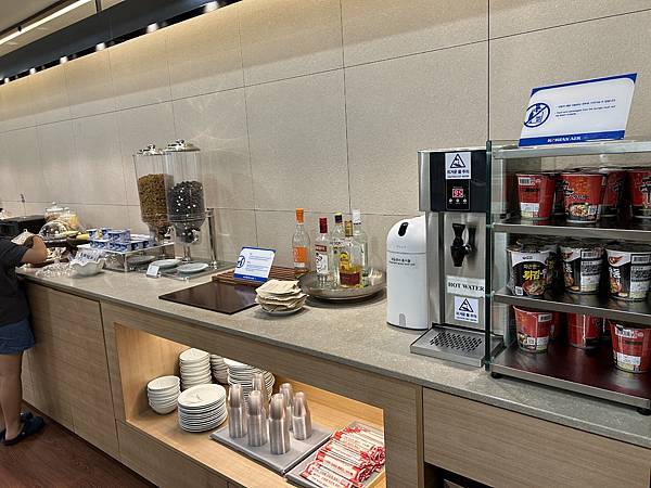 20240804 國籍航空最爛商務艙 華航波音737-800 20240804 國籍航空最爛商務艙 華航波音737-800