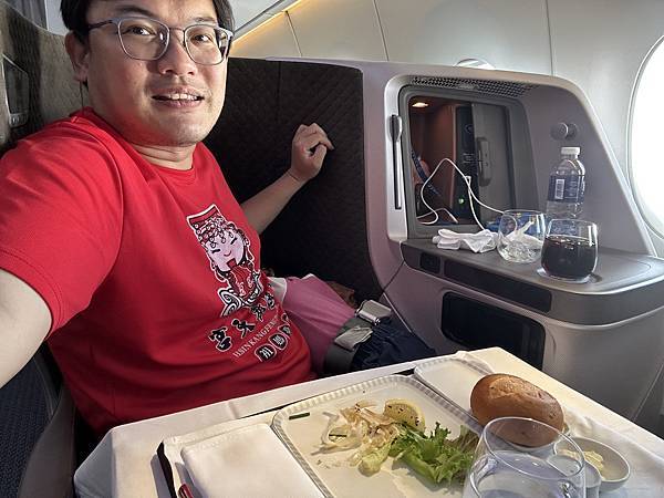 帶雙胞胎寶寶搭飛機分享