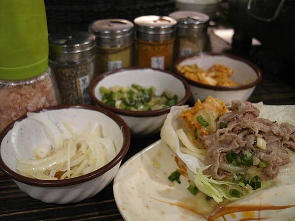 生菜夾肉.JPG 生菜夾肉.JPG