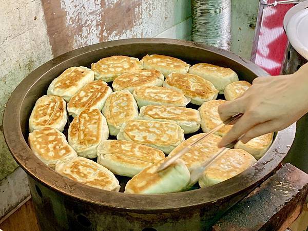 =台北市市中心=(2025年更新)蔥油餅、餡餅控必吃!精選台 =台北市市中心=(2025年更新)蔥油餅、餡餅控必吃!精選台