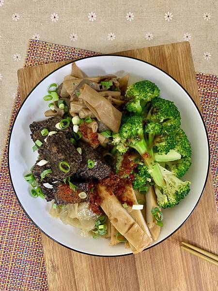 =新北市永和區=(2025年更新)隱藏版夜市「永和民生路小吃 =新北市永和區=(2025年更新)隱藏版夜市「永和民生路小吃