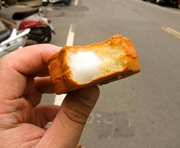 七堵美食│家傳營養三明治、古都梅花燒鮮奶雞蛋糕 (8).jpg