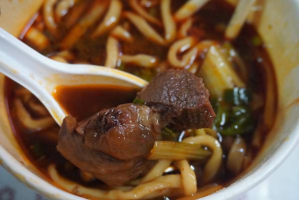 香聚川味飯麵館外帶 (15).JPG