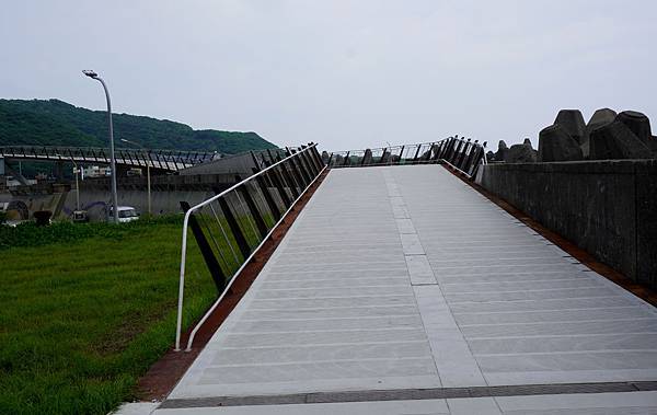望海巷跨海景觀橋 (4).JPG