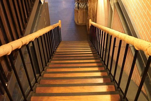 ABV 地中海餐酒館林口店 (15).jpg