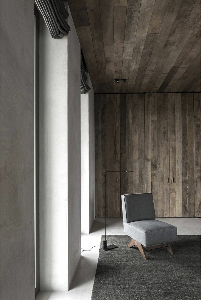 Concrete Penthouse Inspired by Cubist Art and Arte Povera Movement.jfif