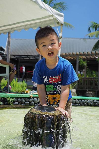 P8120061-灰階Nomal-3.jpg P8120061-灰階Nomal-3.jpg