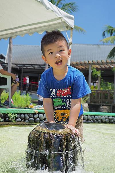 P8120061-灰階Auto-2.jpg P8120061-灰階Auto-2.jpg