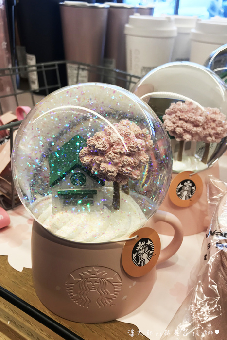 星巴客水晶球.jpg 星巴客水晶球.jpg