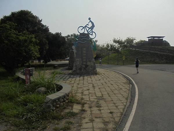 DSC07962(001).jpg DSC07962(001).jpg