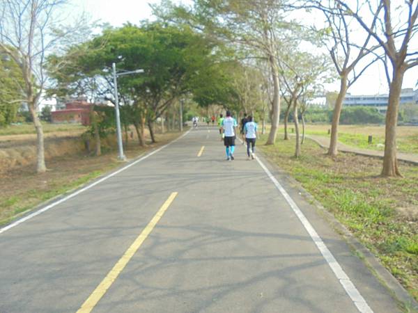 DSC07965(001).jpg DSC07965(001).jpg