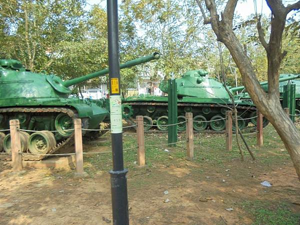 DSC07967(001).jpg DSC07967(001).jpg