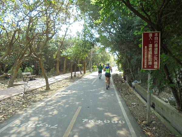 DSC07975(001).jpg DSC07975(001).jpg