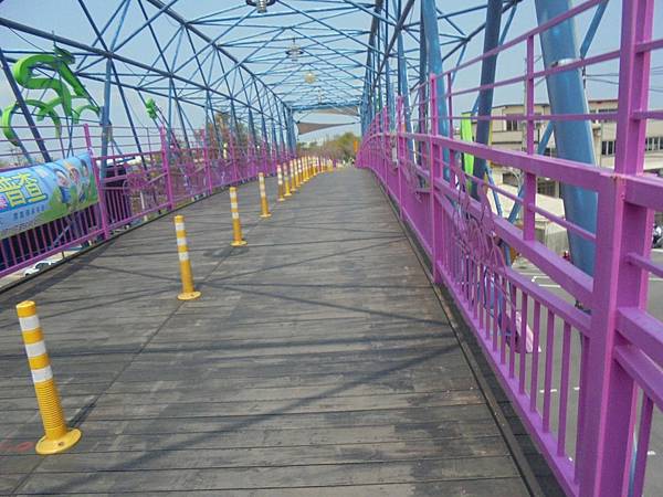 DSC07982(001).jpg DSC07982(001).jpg