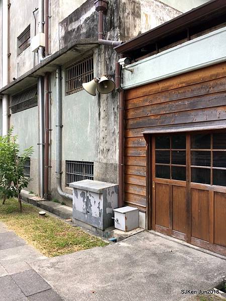 38-20180630_180701_0077.jpg 38-20180630_180701_0077.jpg