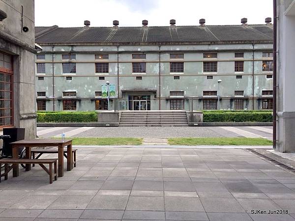 74-20180630_180701_0110.jpg 74-20180630_180701_0110.jpg