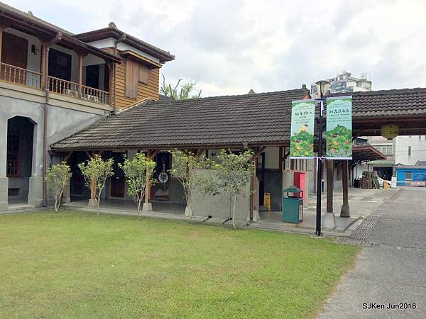 96-20180630_180701_0153.jpg 96-20180630_180701_0153.jpg