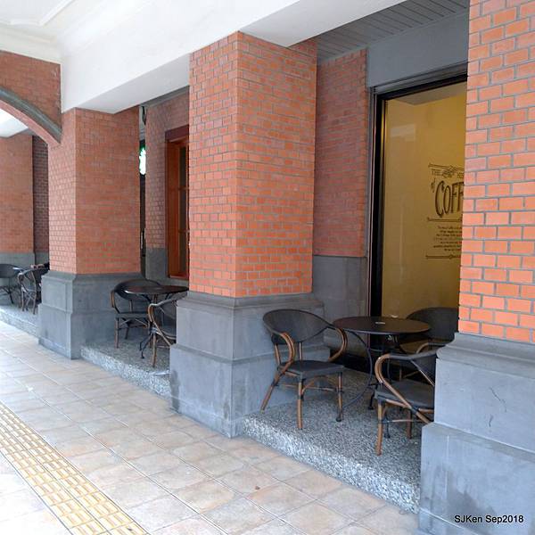 12-P_20180902_140132.jpg 12-P_20180902_140132.jpg