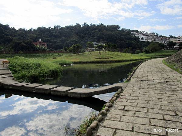 010-IMG_0221.JPG 010-IMG_0221.JPG