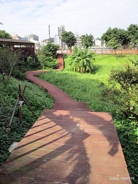 075-IMG_0295.JPG 075-IMG_0295.JPG