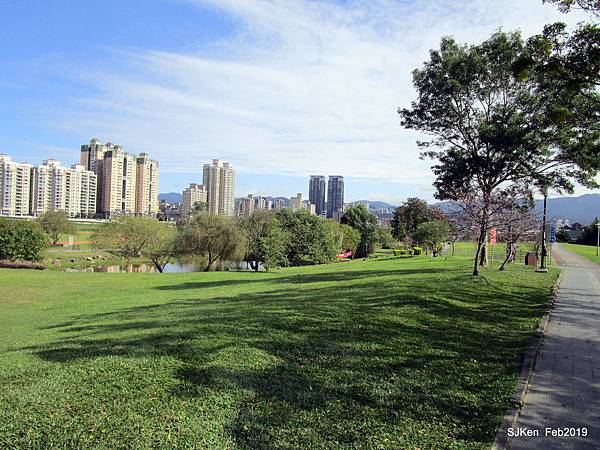 174-IMG_0779.JPG 174-IMG_0779.JPG