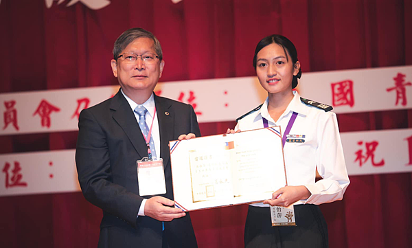 陸軍官校實習幹部肩飾演變史 陸軍官校實習幹部肩飾演變史