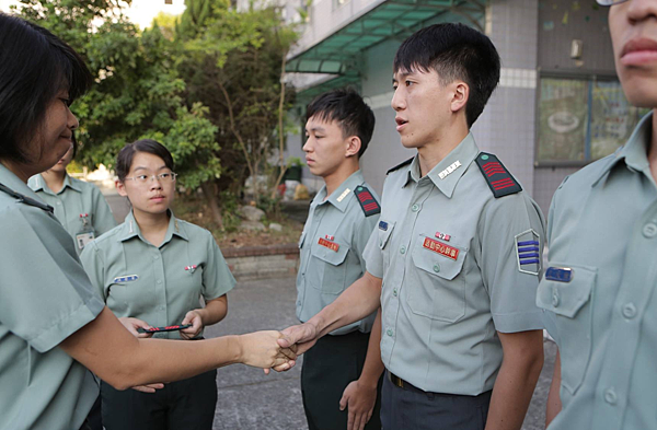 陸軍官校實習幹部肩飾演變史 陸軍官校實習幹部肩飾演變史