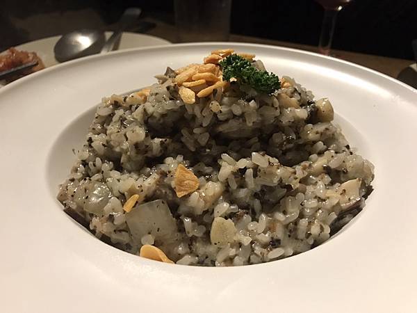 [食記] 台北Range Bistrokaya餐酒館 調酒很厲害