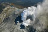 2014-09-29T031626Z_1331907979_GM1EA9T0UUT01_RTRMADP_3_JAPAN-VOLCANO