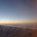 飛機上看日出真的超漂亮的