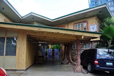 Campus Entrance.jpg