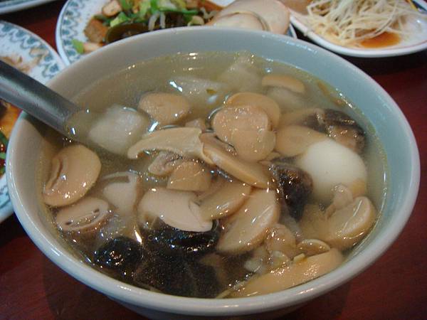 菘茸鳥蛋湯