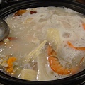 煮食中火鍋