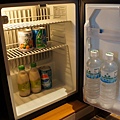 冰箱內免費飲料
