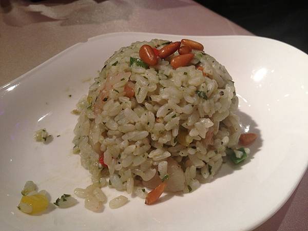 青醬松子炒飯 青醬松子炒飯