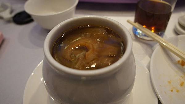 魚翅佛跳牆 魚翅佛跳牆