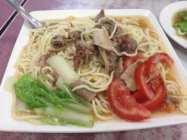 牛雜拌麵120元 牛雜拌麵120元