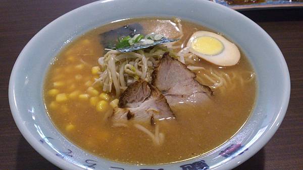 味增拉麵140元 味增拉麵140元