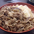 牛肉飯140元