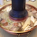 煮食中火鍋